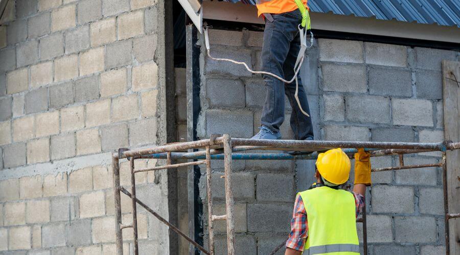 Expert Emergency Roof Repairs services in State Farm, VA